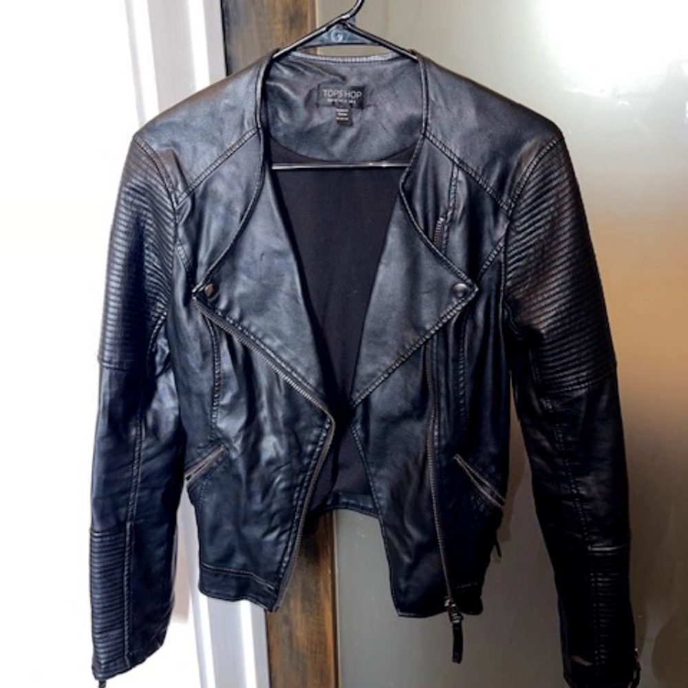 TopShop Women's Faux Leather Biker Jacket Size 2